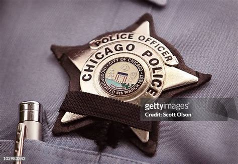 21 Chicago Police Badge Stock Photos, High-Res Pictures, and Images - Getty Images