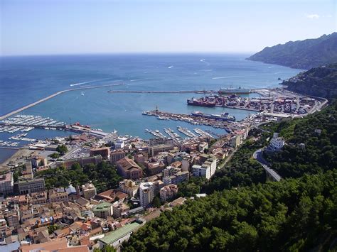 TOP WORLD TRAVEL DESTINATIONS: Salerno, Italy