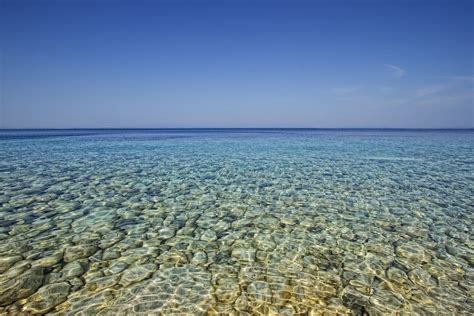 tobermory ontario pebble beach | Canada travel, Canada pictures, Places ...