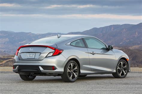 Honda Civic Coupe 2016: fotos, vídeo e especificações | CAR.BLOG.BR