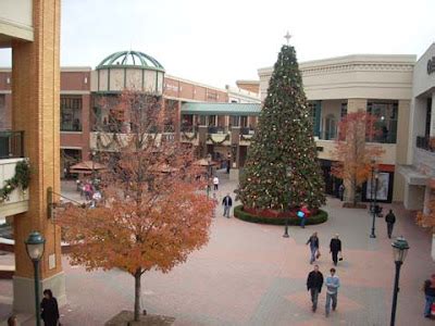 SWAC Girl: Christmas at Short Pump Town Center