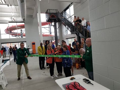 Grand opening held for new aquatic center in Cape Girardeau - KBSI Fox ...