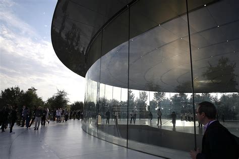 Apple Park: Transcript of 911 calls about injuries from walking into glass