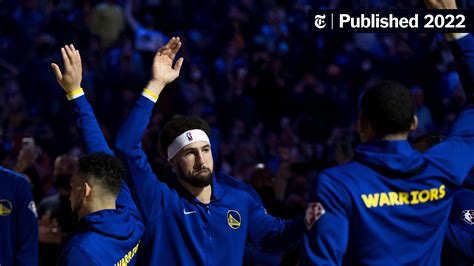 Klay Thompson Returns to the Warriors - The New York Times