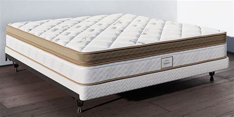 Platform Bed vs. Box Spring: Which Is Best For You? | Saatva