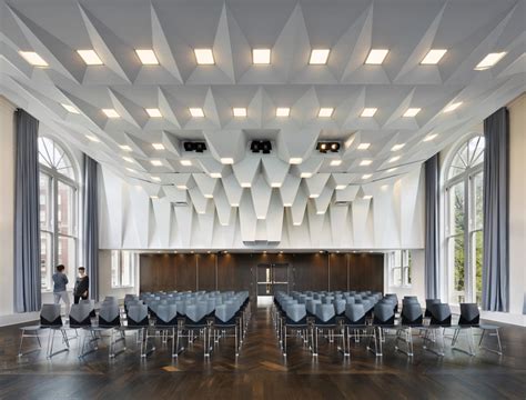 Joseph D. Jamail Lecture Hall / LTL Architects | ArchDaily