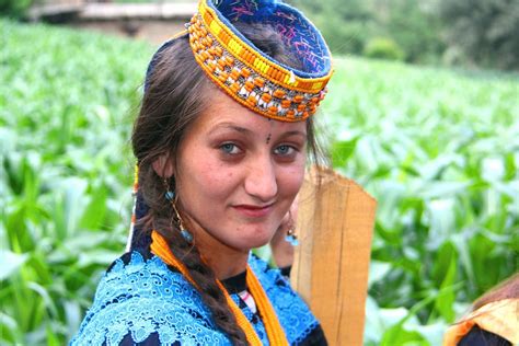 A Kelash Girl in Kelash Valley | Kalash people, Local women, Pakistan