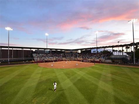 DI College Softball - Home | NCAA.com