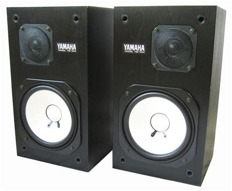 Yamaha NS10 | Listening room, Monitor speakers, Radio