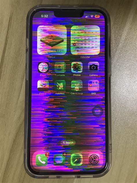 Iphone 13 Rainbow Screen Issue : r/iphone