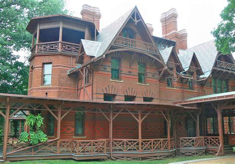 Focus on Architecture, Photos of the Mark Twain House