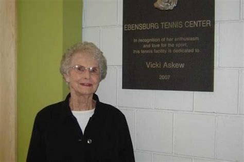 Vicki Askew, mother of Vince McMahon passes away at the age of 101 ...