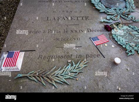 GENERAL LAFAYETTE'S TOMB Stock Photo - Alamy