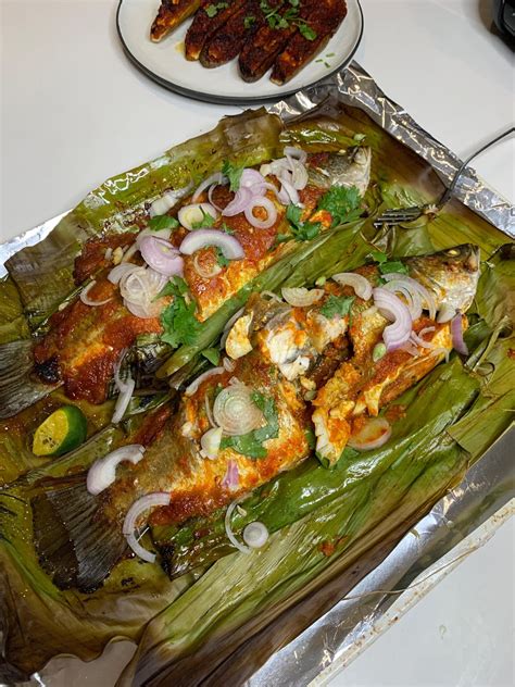 ikan bakar made by my friend. 10/10 dinner. : r/MalaysianFood