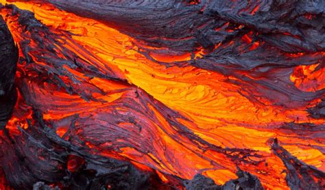 Crystals in magma may help scientists forecast volcanic eruptions • Earth.com