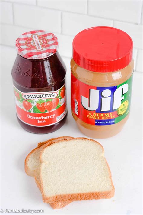 How To Make A Peanut Butter And Jelly Sandwich Step By Step With Pictures