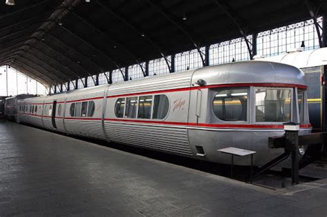 Talgo II in the Madrid Delicias Railway Museum - Madrid Railway Museum ...