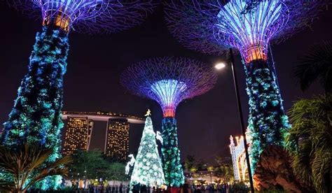 Christmas In Singapore: Places to Visit And Things To Do For Christmas ...