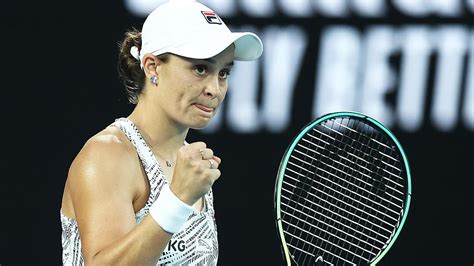 Australian Open 2022: Ash Barty destroys Jessica Pegula - Yahoo Sport