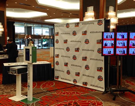 5 Reasons Why A Photo Booth is a Must For a Corporate Event - Snapshot ...