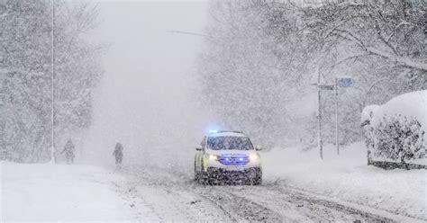 UK weather forecast: SNOWSTORMS and freezing temperatures set to cause ...