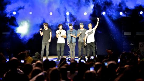 One Direction Take Me Home Tour - Fleur Johnette