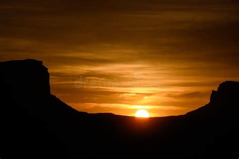 Silhouette Of Monument Valley Stock Photo - Image of horizon, butte ...