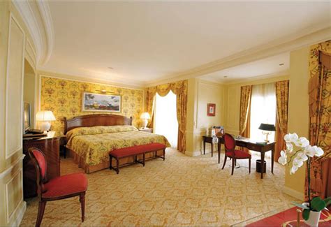 Hotel de Paris - A 5 Star Luxury Dream in Monte Carlo