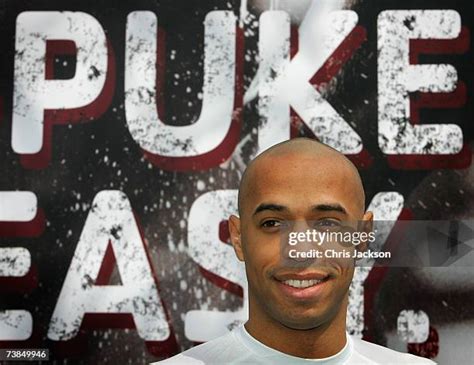 Thierry Henry Run Photos and Premium High Res Pictures - Getty Images