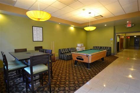 Holiday Inn Express Cleveland Downtown Hotel (Cleveland (OH)) - Deals ...