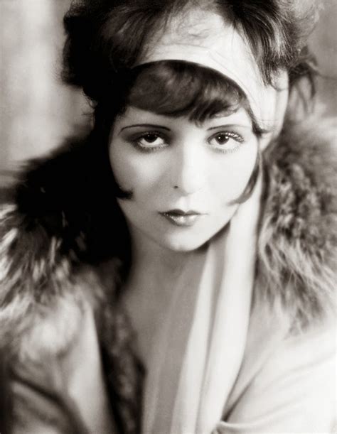 18 Beautiful Black and White Photos of Clara Bow in the 1920s ~ Vintage Everyday