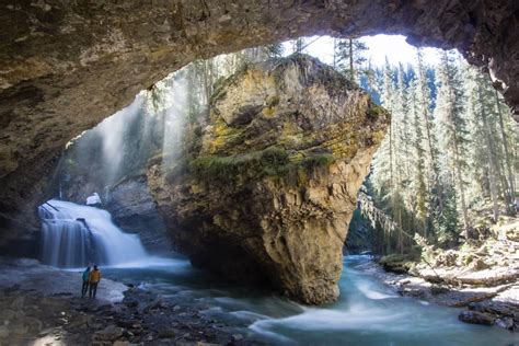 Banff Hikes: 20 Best hikes in Banff National Park, Canada