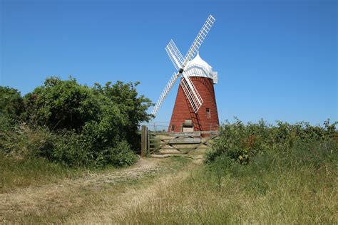 Halnaker Windmill | Halnaker Windmill is a tower mill which … | Flickr