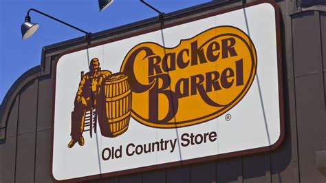 How The Iconic Cracker Barrel Logo Came To Be