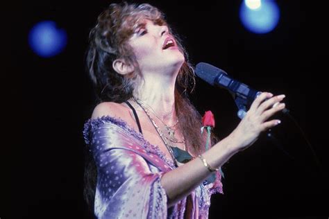 Top 10 Stevie Nicks Songs