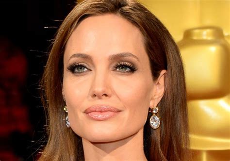 Angelina Jolie to team p with Netflix to direct the movie Cambodia | IndiaTV News