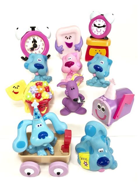 Blue’s Clues You! Deluxe Bath Toy Set, Includes Blue, Magenta, Slippery ...