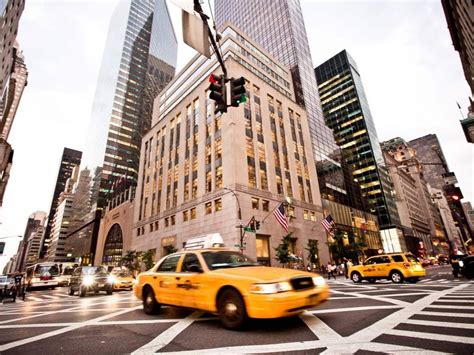 10 New York City Attractions You Need to See At Least Once