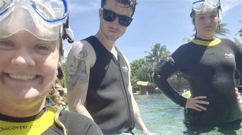 A Day at Discovery Cove | Snorkeling in the Grand Reef, Freshwater Fun ...