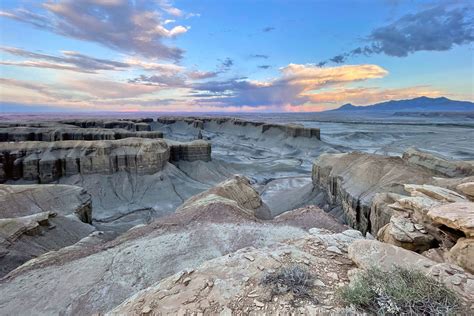 Moonscape Overlook | Skyline View | Capitol Reef Country | Utah