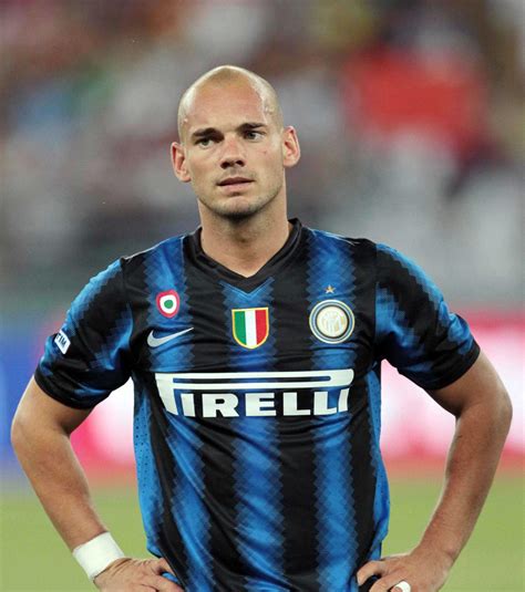 Inter Milan : Wesley Sneijder, "Heureux d'être à l'Inter, mais..."