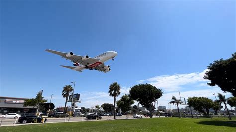 Plane spotting at LAX(A380) - YouTube