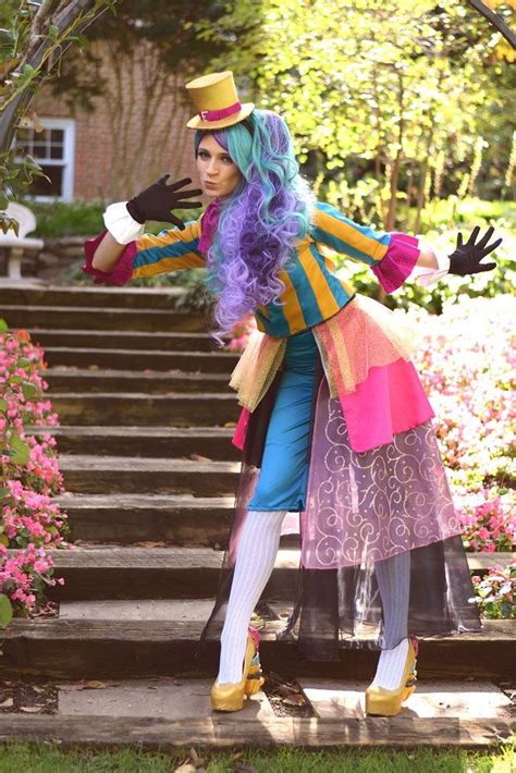 Ever after high: Madeline Hatter - Legacy day | Mad hatter diy costume ...