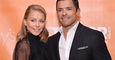 Kelly Ripa bids farewell to 'Live' co-host Ryan Seacrest, husband Mark ...