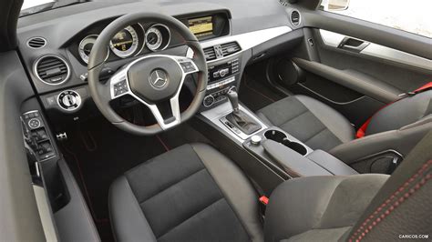 2013 Mercedes-Benz C300 4MATIC Sedan Sport Package Plus - Interior | Caricos