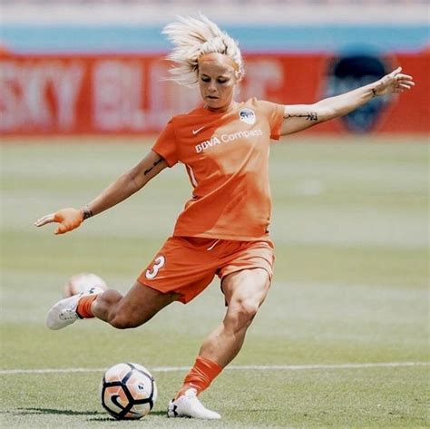 Rachel Daly #3, Houston Dash | Womens soccer, Womens football, Houston dash