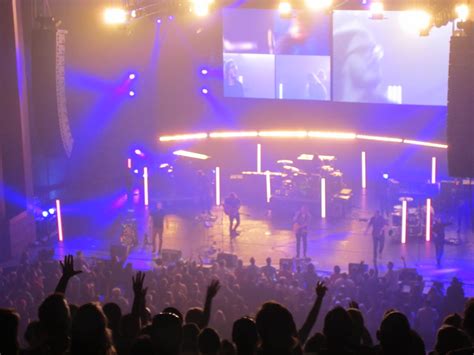 The Life As A Navy Wife: Blog 2: Hillsong United Concert