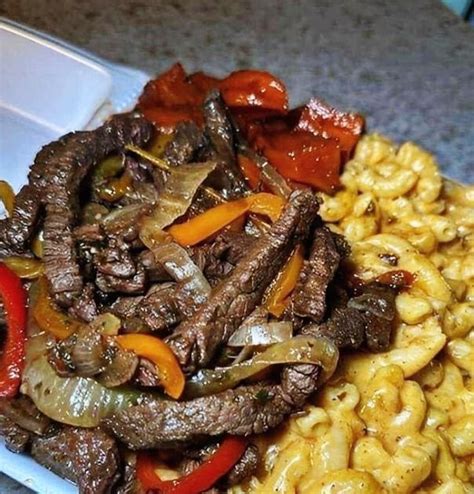 Classic Pepper Steak with Pasta - S.RECIPES