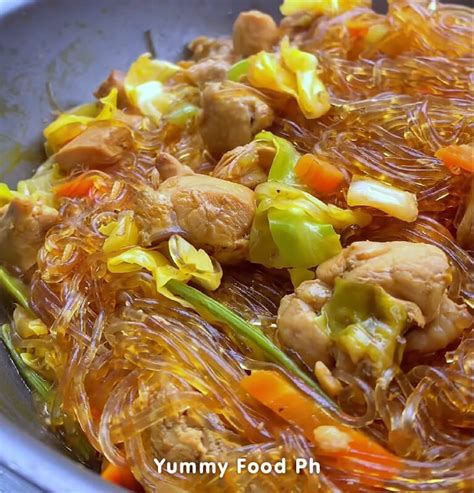 Chicken Pancit Sotanghon Guisado Recipe » Yummy Food Ph