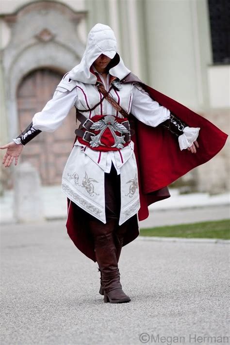 Assassins Creed Cosplay | Assassins creed costume, Assassins creed cosplay, Assassins creed